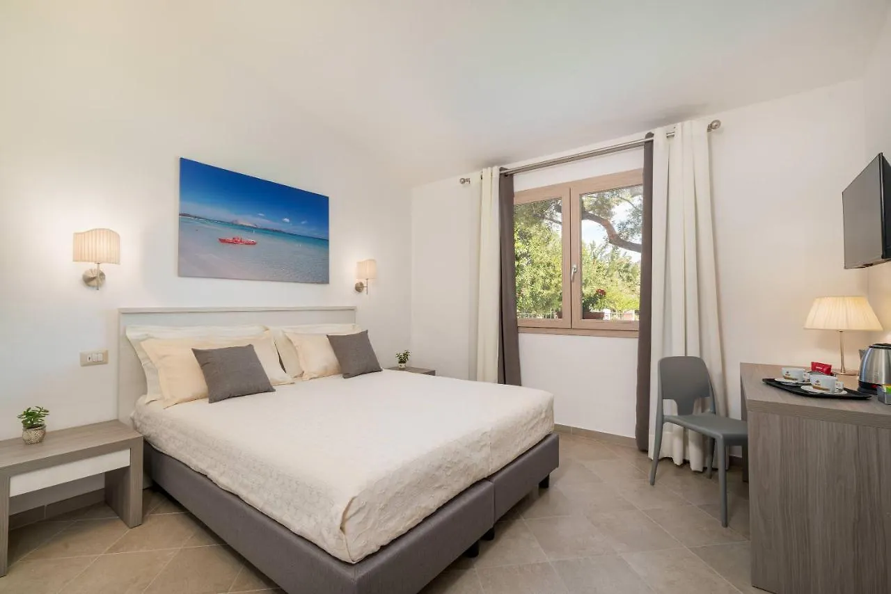 Residenza L'Alzoni Hotel San Teodoro  0*, San Teodoro (Sardinia) Italië