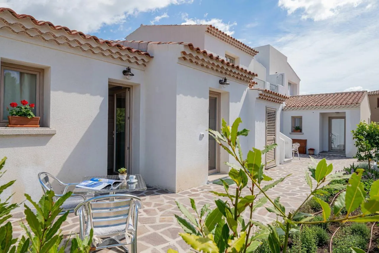 Residenza L'Alzoni Hotel San Teodoro  Gasthuis