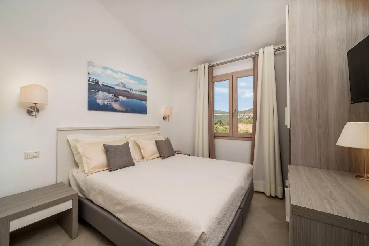 Residenza L'Alzoni Hotel San Teodoro  Gasthuis San Teodoro (Sardinia)