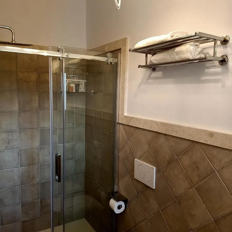 Gasthuis Residenza L'Alzoni Hotel San Teodoro
