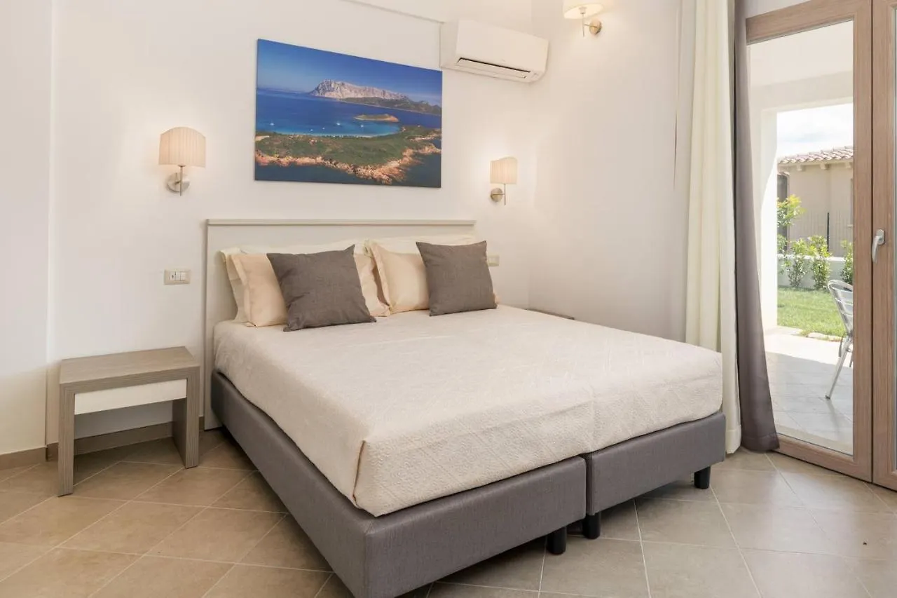 Residenza L'Alzoni Hotel San Teodoro  Italië
