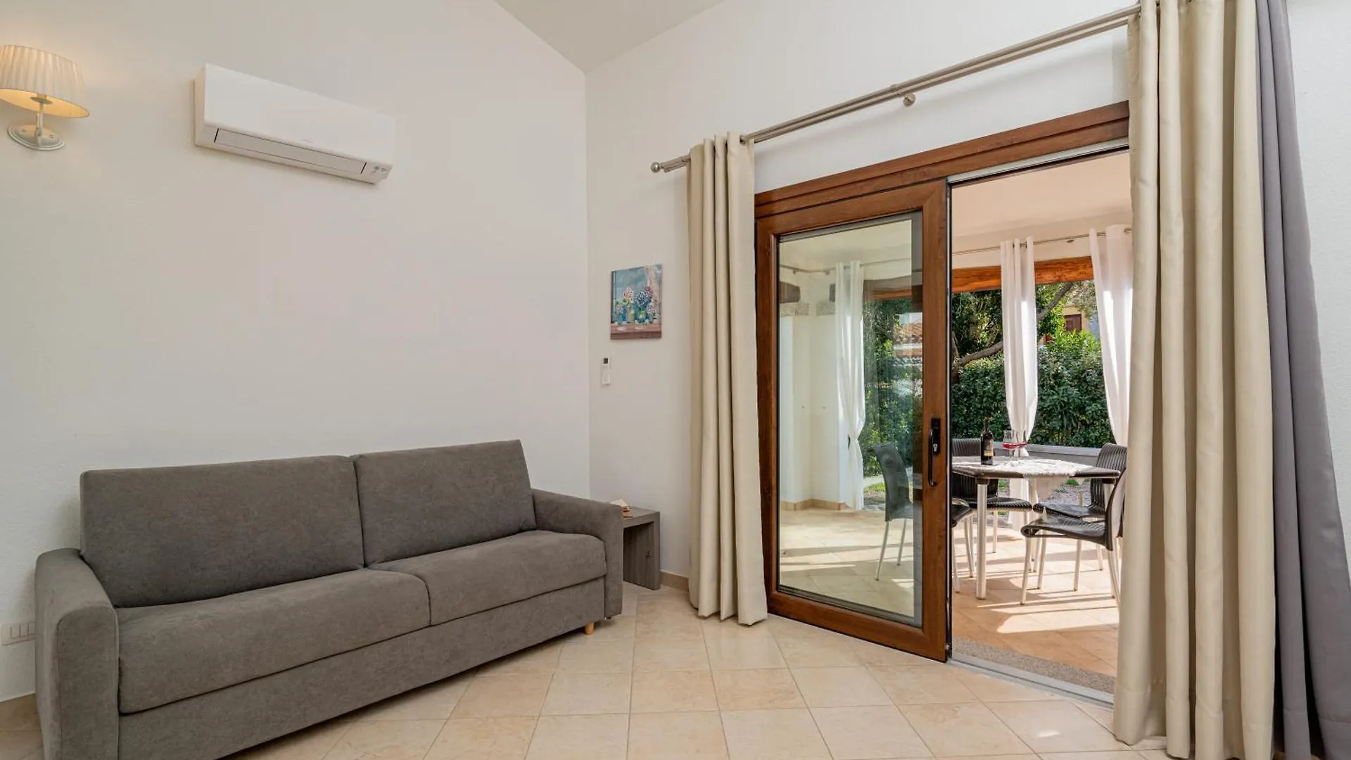 Residenza L'Alzoni Hotel San Teodoro  Gasthuis San Teodoro (Sardinia)